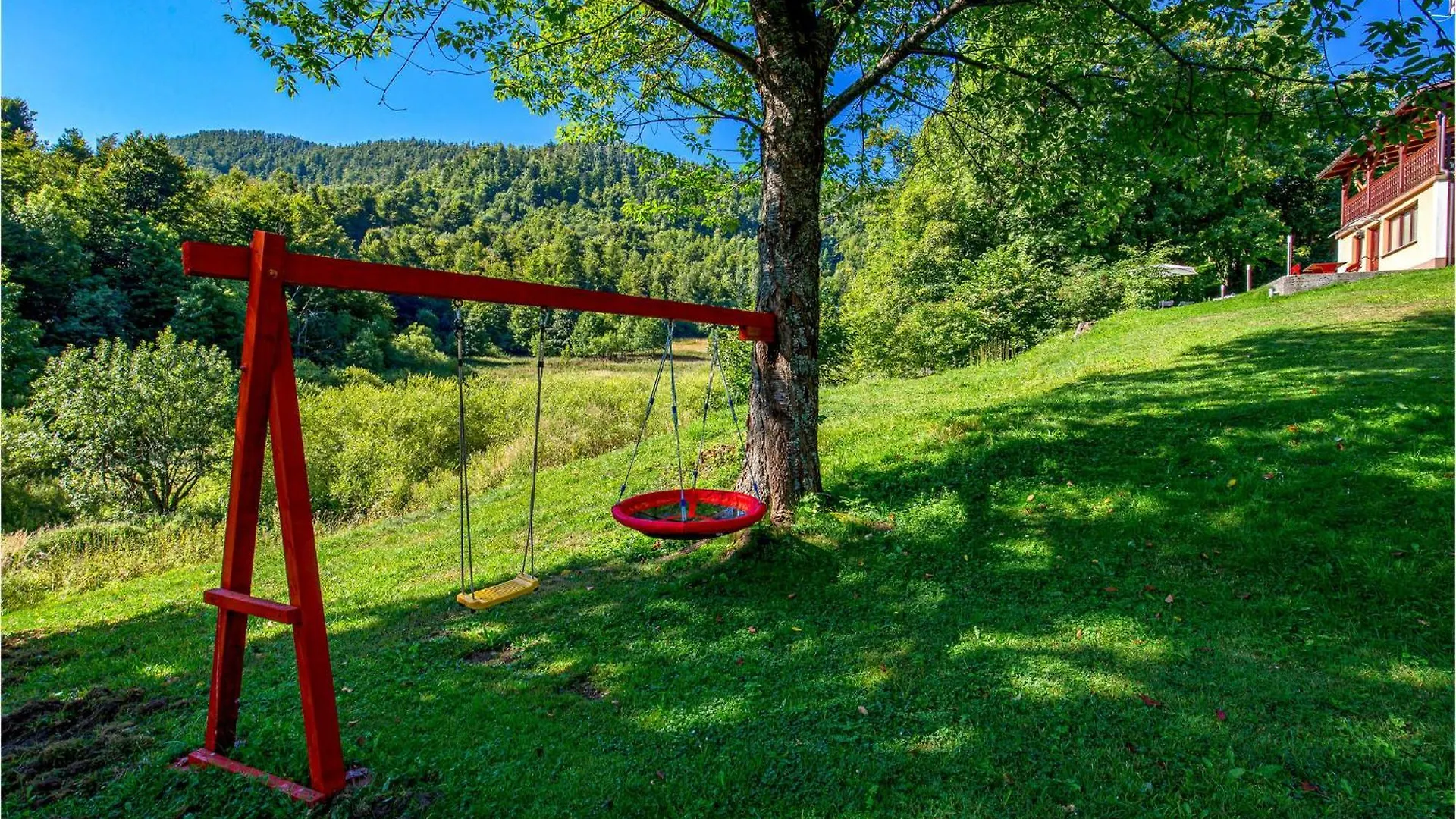 Awesome Apartment In Lokve Mrzla Vodica 크로아티아